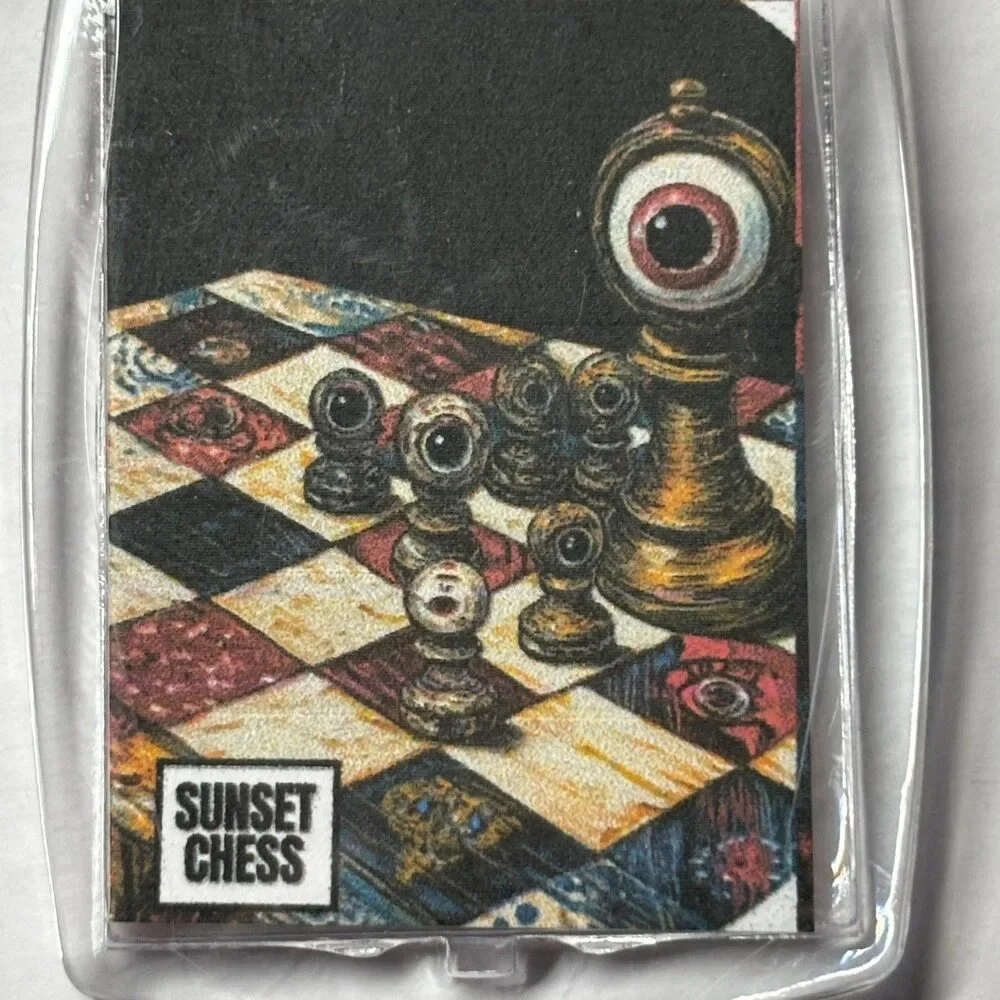 Eye Ball - Chess Photo Keychain - Picture 2 of 3